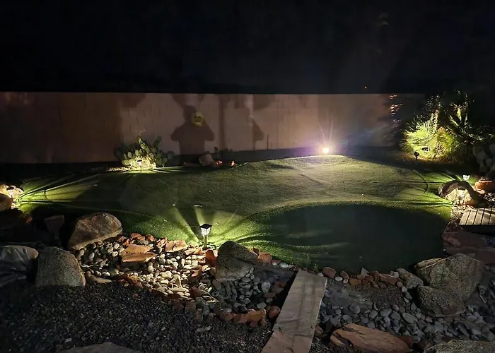 Pool, Putts & Game Getaway Near Sedona Holiday home