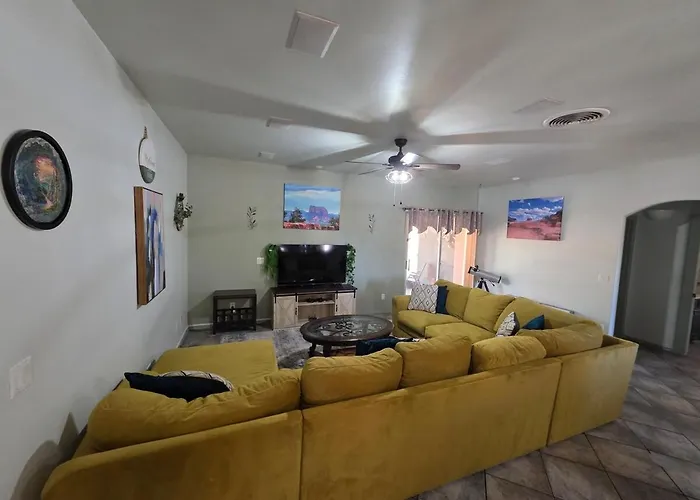 Holiday home Pool, Putts & Game Getaway Near Sedona