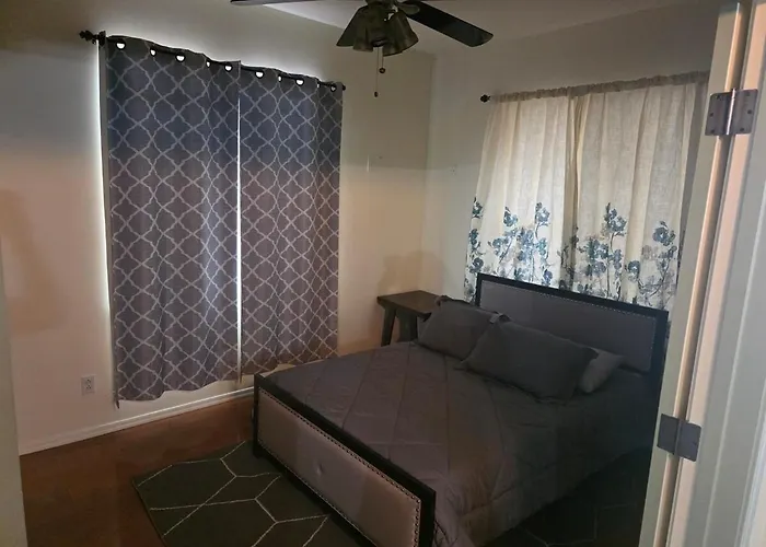 Holiday home Pool, Putts & Game Getaway Near Sedona Cornville
